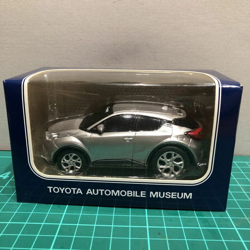 A-16 トヨタ C-HR トヨタ博物館オリジナルプルバックカー プルバックミニカー トヨタエンタプライズ 非売品 中古品 売切り