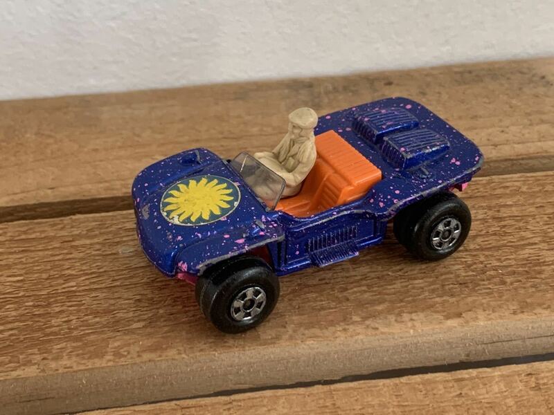 希少 イギリス製 1973年 matchbox beach hopper ミニカー マッチボックス 青 ピンク ヴィンテージ 中古