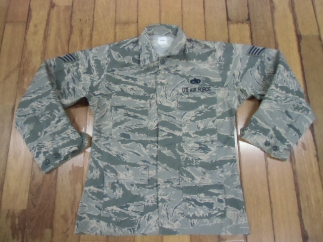 i-23 ミリタリー サバゲー 米軍放出品 AIR FORCE 迷彩服 作業服 ジャケット シャツ アメカジ カモフラ コンバット コスプレ 36R Sサイズ