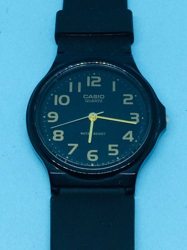 (Y03)CASIO(*'▽')カシオ・MQ-24（電池交換済み）ブラック・メンズ腕時計USED（送料全国一律185円）日常使いに。