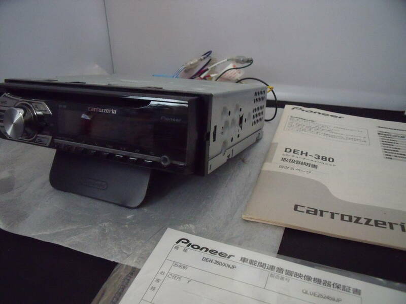 中古品 パイオニア DEH-380 1DINデッキ CDユニット AM FM AUX カロッツェリア DEH380 スズキ、ホンダ用ハーネス付き