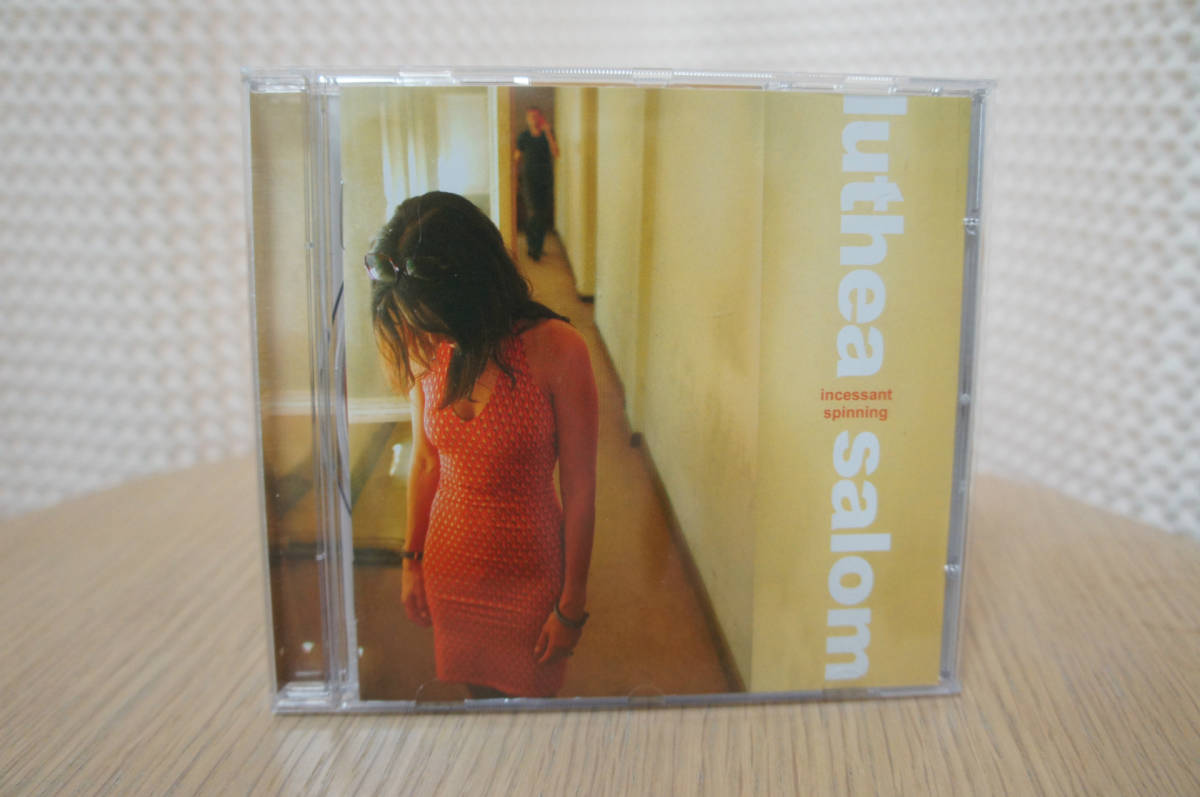 luthea salom「Incessant spinning」