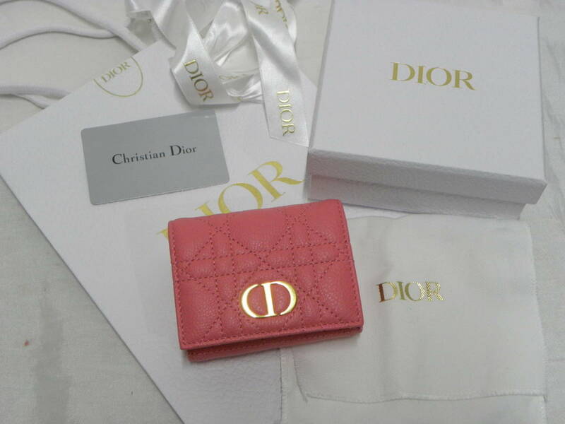 DIOR☆ディオール カロ ミニ財布 ピンク CDロゴ☆DIOR CARO S5030UWHC カナージュ カーフスキン Wホック三つ折り財布☆新品・本物