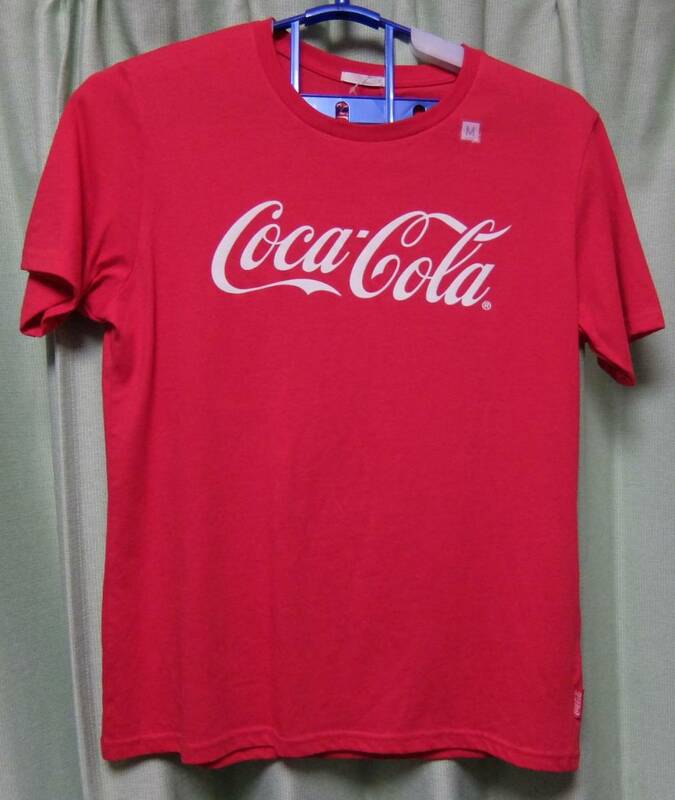 新品 GU　コカ・コーラ　半袖Tシャツ　M　