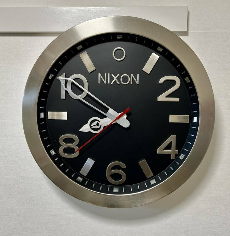 NIXON ニクソン 特大 壁掛け時計 縦横61cm
