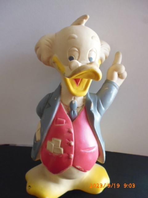 アンテイーク　デイズニー　ルドウイッグ　ボン ドレイク博士1960年代 Dell の　ソフトラバードール　Ludwig Von Drake