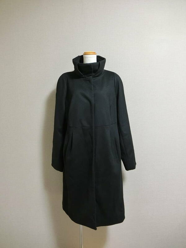 美品　MARINA RINALDI　マリナリナルディ　カシミヤ混　スタンドカラー　デザインコート　ブラック　１７