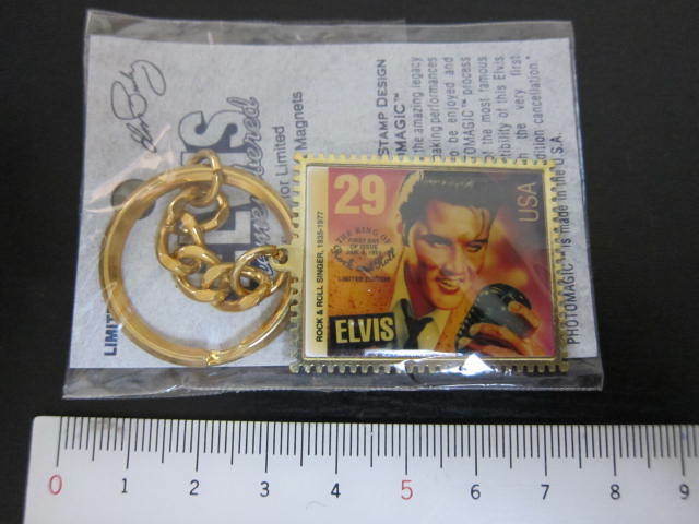 限定 1993 デッドストック キーホルダー エルヴィス プレスリー 切手 デザイン ビンテージ Elvis Presley エルビス コレクター グッズ
