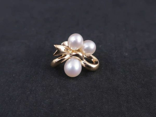 美品　MIKIMOTO　ミキモト　K18YG　パールイヤリング　3P　真珠　片方