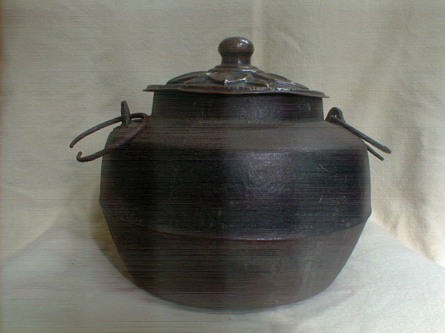 古鉄　赤銅 打ち出し蓋　大振り茶釜 18x24cm　3kg 骨董 明治初期