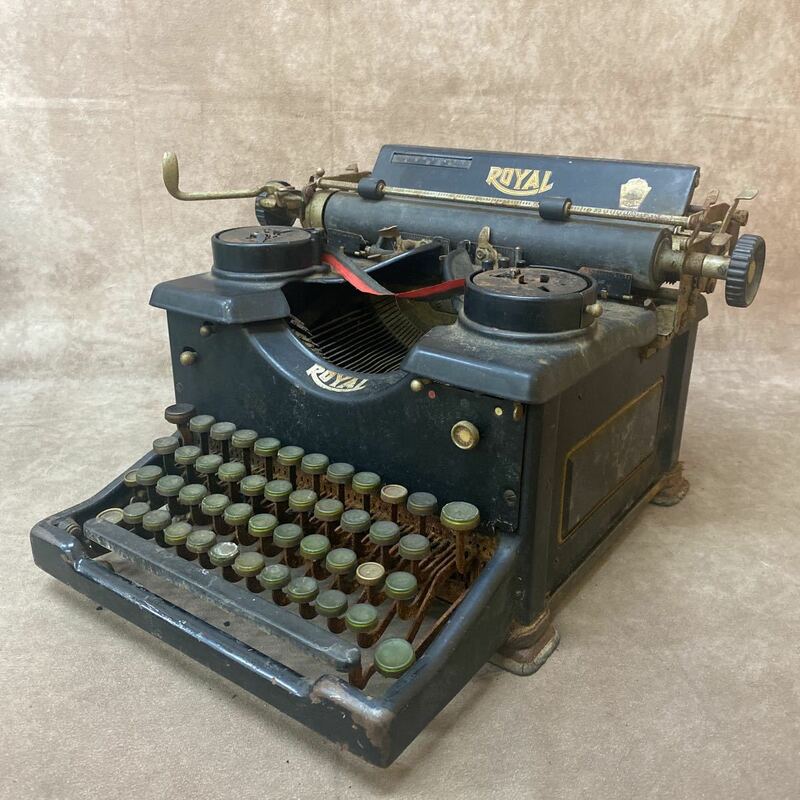 当時物 レトロ ROYAL 社製 ロイヤル タイプライター Typewriter アンティーク ジャンク品 コレクション 希少 奈良発 直接引き取可