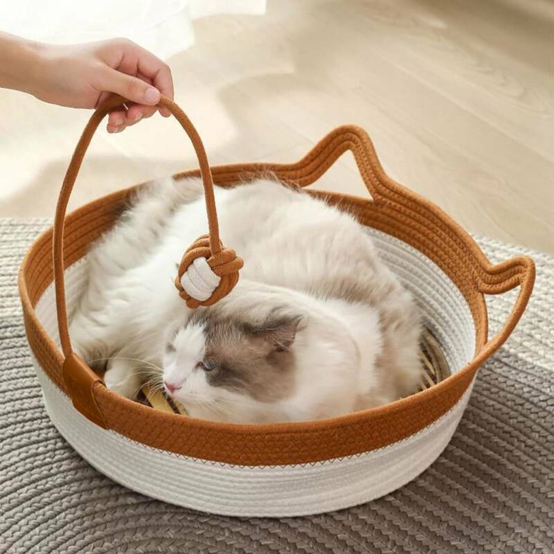 ここもも 猫ベッドのオールシーズン対応ニット製：高級おしゃれ猫家具、大型猫・多頭飼い向け、おもちゃボール付き