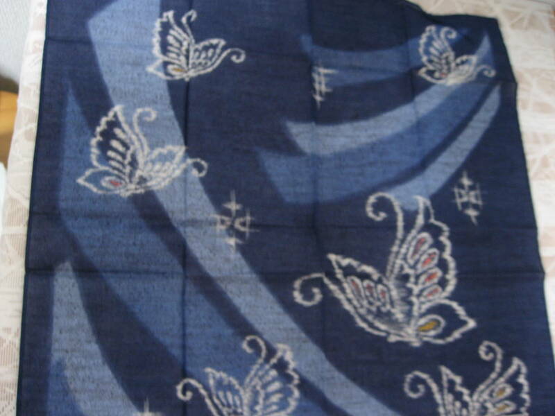 ◆ハンカチ★藍絣 蝶柄　綿100％★日本製◆未使用