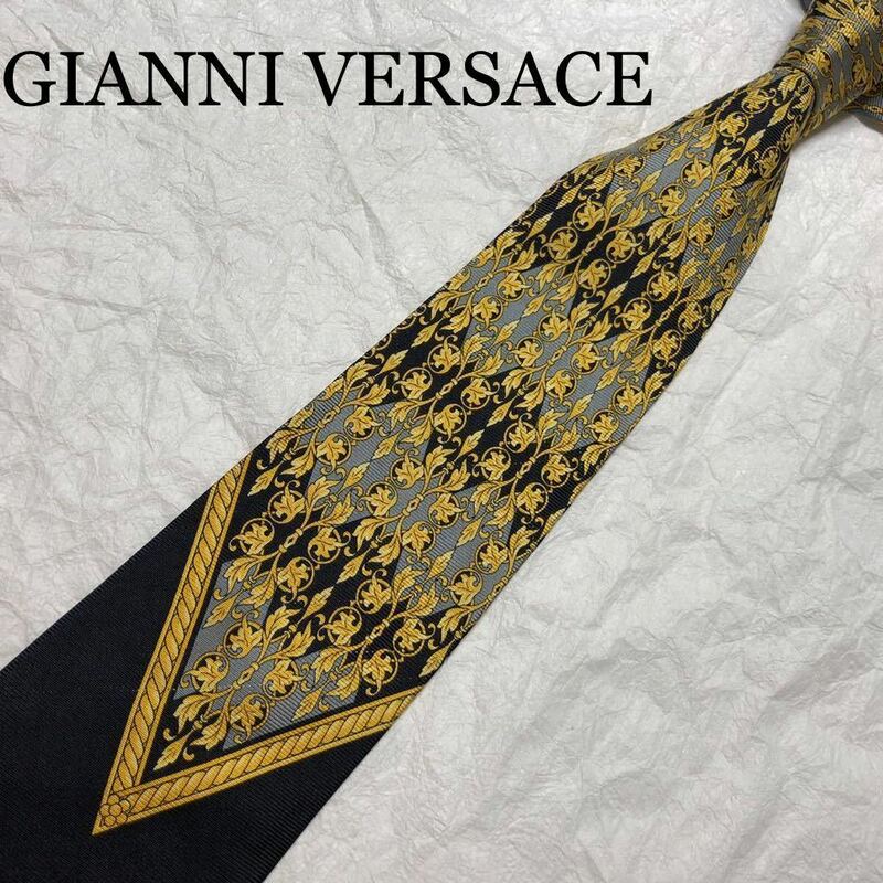 GIANNI VERSACE ジャンニヴェルサーチ ネクタイ 黄金細工　葉っぱ　シルク100% イタリア製　幅広　ブラック×グレー×ゴールド