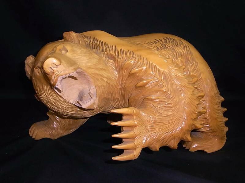 ab4756　木彫り　熊　クマ　名人彫　正一作　木製　彫刻　置物　