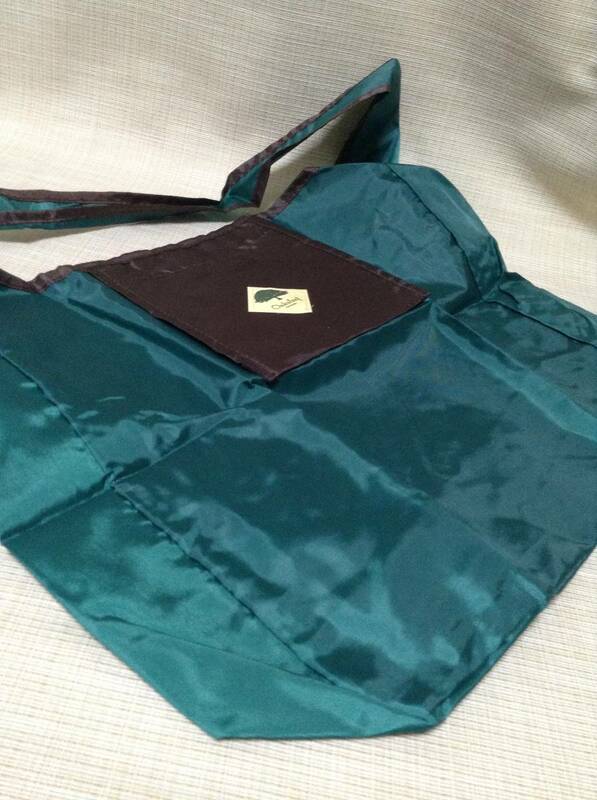 オンワード Oaksleaf ONWARD ポケッタブルショルダーバッグ サイズ 巾360-高310-奥行110㎜ 折り畳みサイズ160-160-5㎜ 未使用 未開封 2