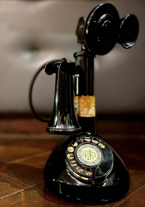 古酒　SUNTORY WHISKY HIBIKI サントリー　ウイスキー 響 電話創業100周年 2号自動式　卓上電話機 未開封 古酒 昭和レトロ
