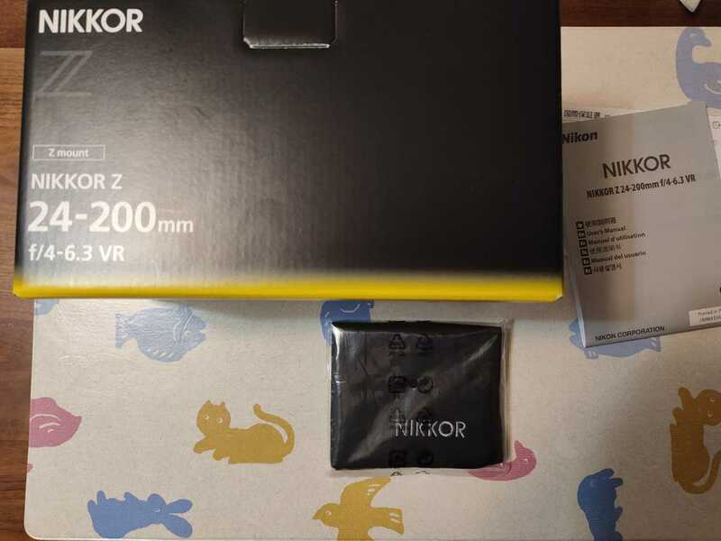 ニコン nikon NIKKOR Z 24-200mm f/4-6.3 VR 元箱　マニュアル　 ケース　レンズ無し