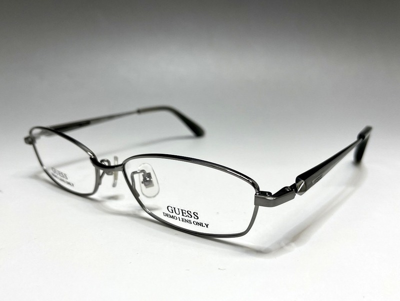 新品 GUESS ゲス 軽量 チタン メガネフレーム GU-8038 GUN 54□17 140 シルバー メンズ レディース 眼鏡 めがね メ1-10