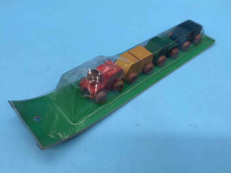 【A8292O155】昭和レトロ 木製　玩具 おもちゃ 磁石付き マグネット式　連結 電車 汽車 自動車　当時物