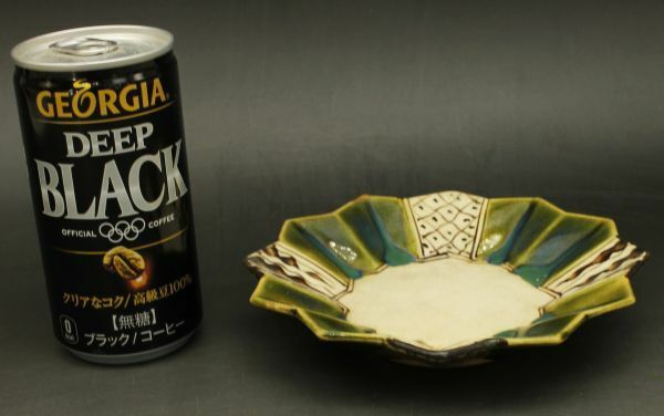 F158 織部焼 小皿 径14㎝ 美濃焼 蔵出 古玩 珍宝 古董