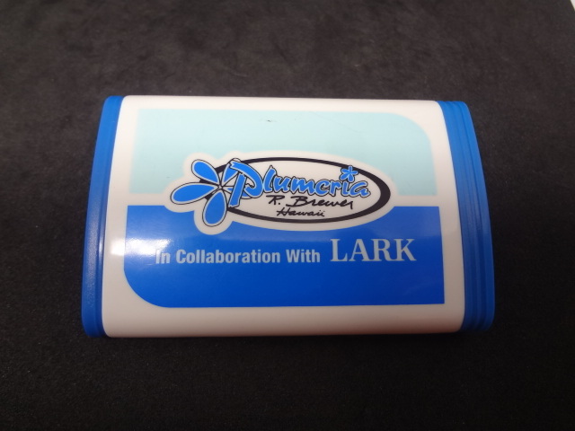 Plumcria　In Collaboration With LARK　紙たばこケース