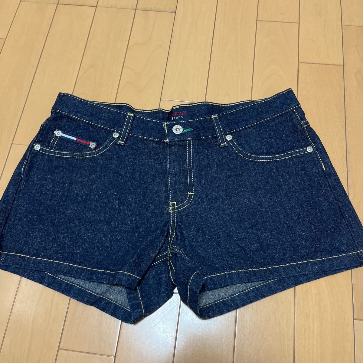 トミージーンズ　デニムショートパンツ サイズ9