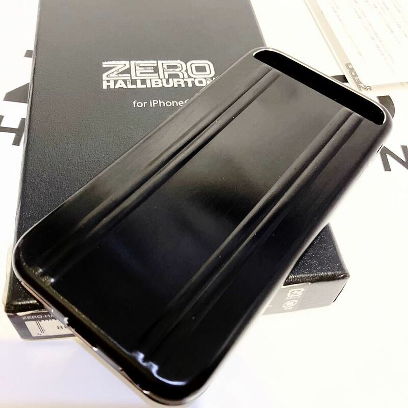 ●新品●送料込 価13200円 ZERO HALLIBURTON iPhone6用 ゼロハリバートン ブラック アルミ製スマホケース 7 8 SE2.3同等サイズ（対応未確認