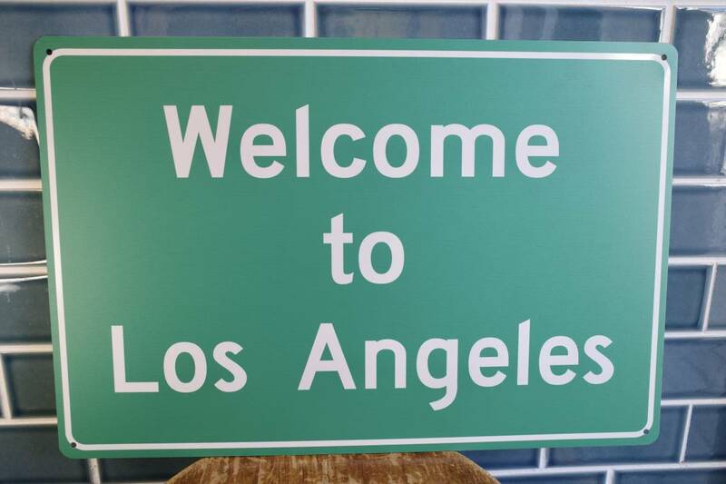 新品 WELCOME TO　LOS ANGELS ウェルカム 世田谷ベース カリフォルニアハウス インテリア 庭　トラフィックサイン　LA
