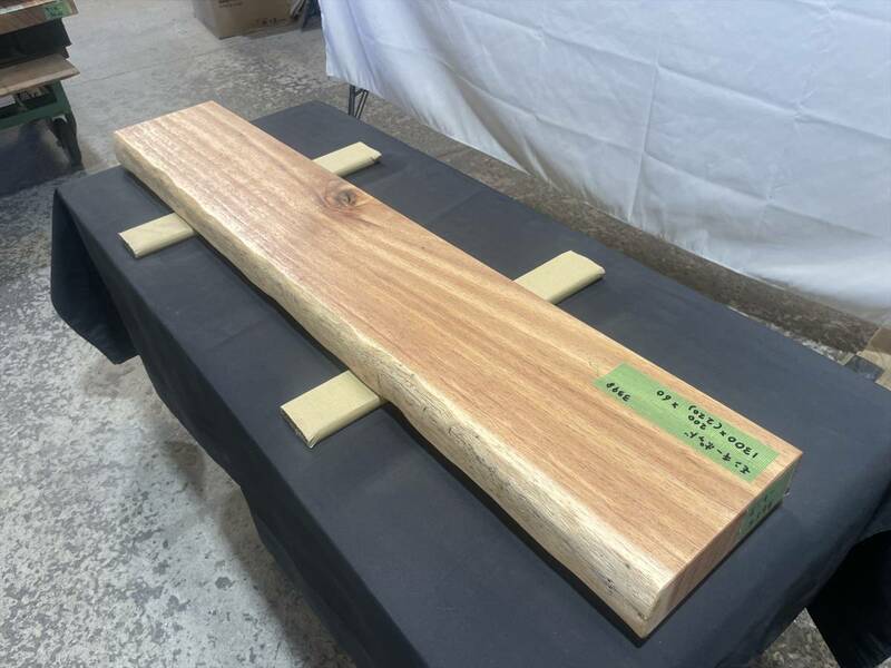 モンキーポッド3398　モンキーポット　乾燥材　一枚板無垢　1300x200x60mm カウンター　棚　テレビ台 ローテーブル デスク