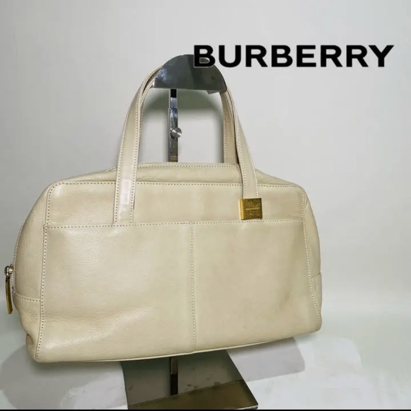 【大人気】Burberryバーバリー　レザーハンドバッグ　ノバチェック　ホワイト