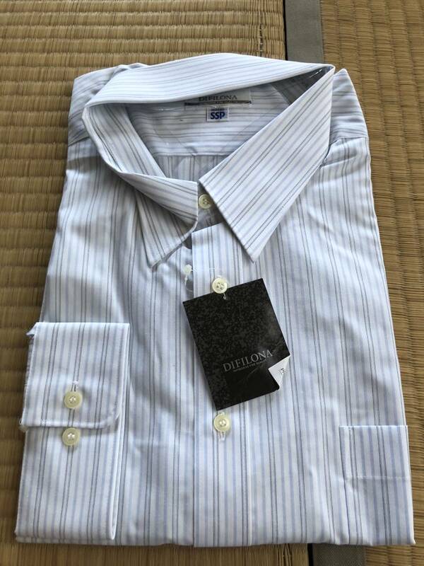 ストライプ柄長袖Yシャツ　サイズ45-82