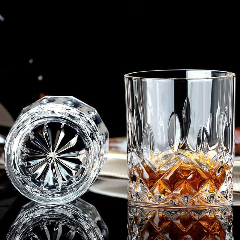 2個セット 美しい彫刻のロックグラス ウイスキーグラス ペア ビアグラス ショットグラス ウイスキー プレゼント ギフト 贈答品 父の日