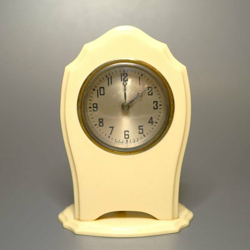 ヴィンテージ ◆ 希少　ベイクライト ゼンマイ　置時計 アメリカ製 bakelite 時計 USA 雑貨 31-10