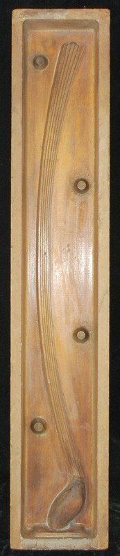 ●5152● 希少品！ 「 アールデコ文様 石膏型木枠 」 型部分 / w : 10 . 7 × h : 73 . 8 cm 程