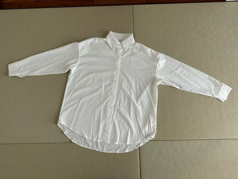 レディース　春夏用　長袖シャツ　白　M　２、３度のみ使用