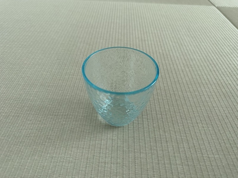 ニトリ　プラスチック　コップ　ブルー