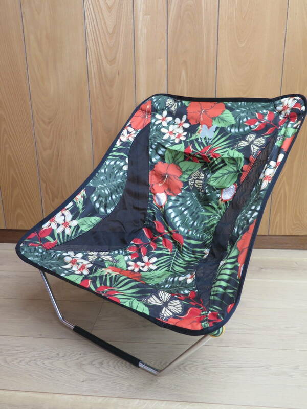 美品　ALITE エーライト メイフライチェア 折り畳み椅子 キャンプ　アロハプリント