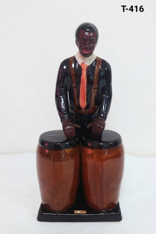 JAZZバンド　コンガ　陶器人形　置物　オブジェ　インテリア　高さ約30㎝ 横約13.5㎝ 《中古》
