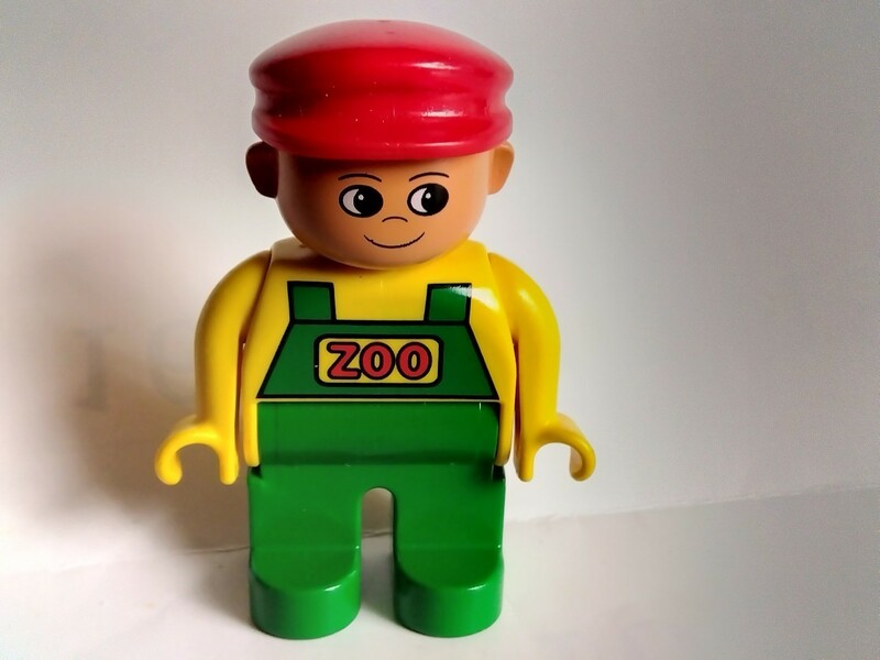レゴデュプロ 人形 大人　お兄さん　ZOO　オーバーオール　 赤い帽子 パーツ 特殊ブロック 