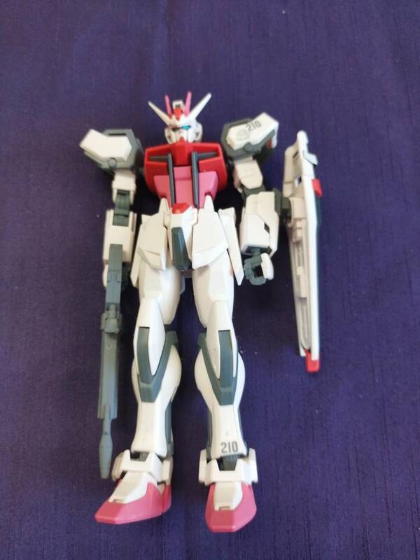 【組立済】BANDAI 1/144 HG MBF-02＋AQM/E-X01 STRIKE ROUGE & 1/144 HG ZGMF-X19A インフィニットジャスティスガンダム 2機セット