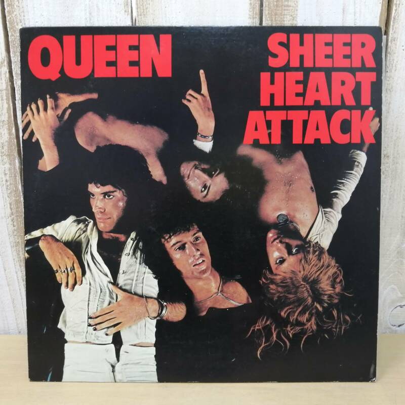 □23102715　中古LPレコード　クイーン　QUEEN　SHEER HEART ATTACK　ELEKTRA　P-10137E　保管品