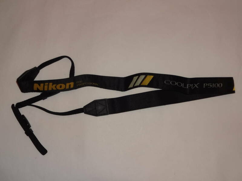 【美品】ニコン Nikon COOLPIX P5100 プロ ストラップ スラッシュ ライン Professional 非売品 送料無料