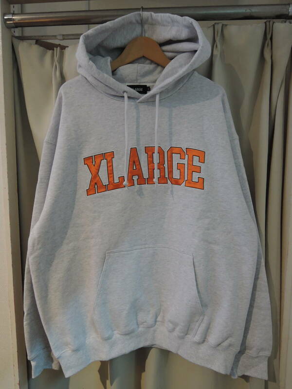 X-LARGE XLARGE エクストララージ COLLEGE LOGO HOODED SWEATSHIRT アッシュ XLサイズ 人気商品 