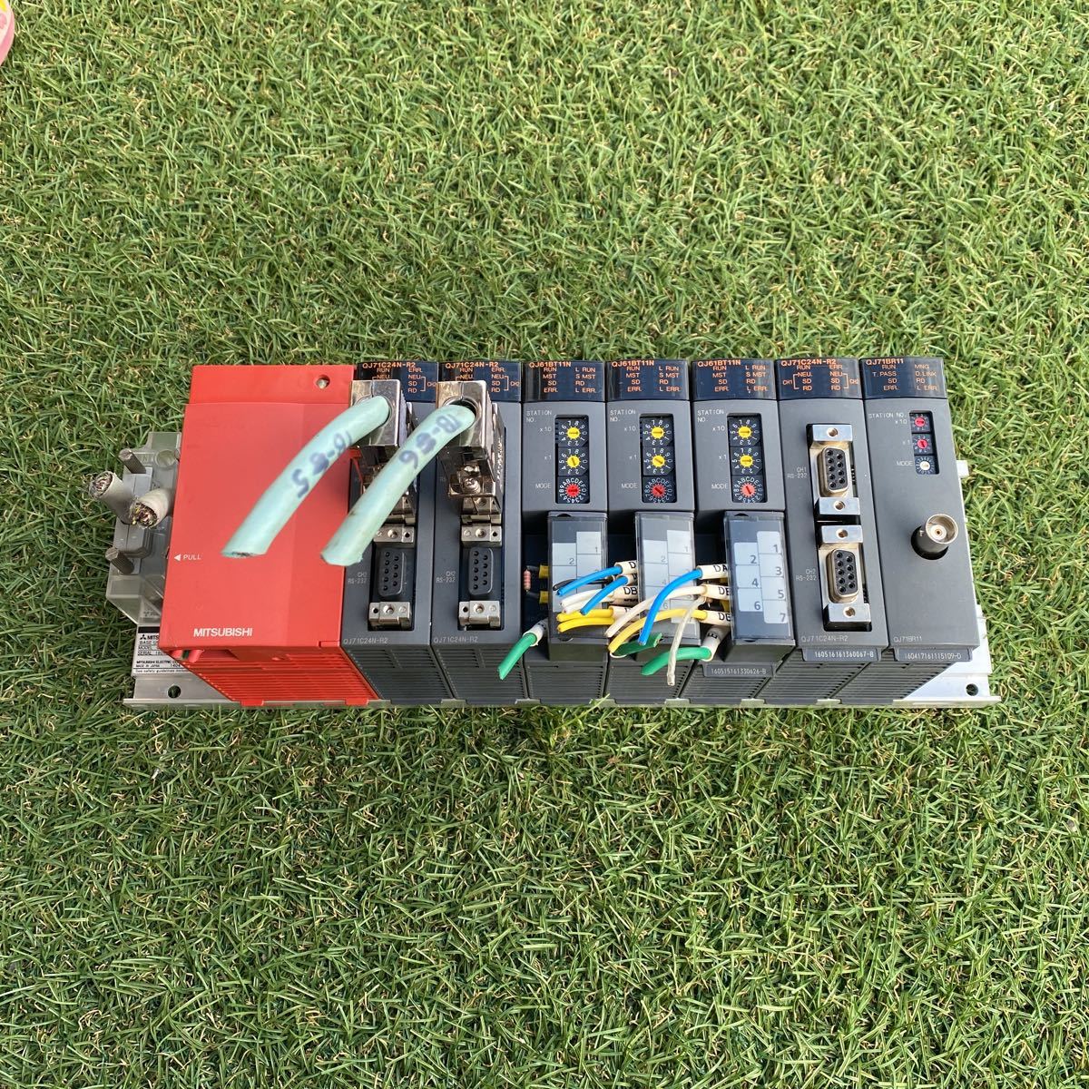 3K1002 三菱電機シーケンサ MELSEC-Q68B QJ71C24N-R2 x 3. QJ61BT11N x 3. QJ71BR11 保証付き