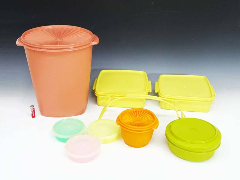 ◆(NS) 昭和レトロ タッパーウェア TUPPERWARE 8点セット まとめて 密閉 容器 保管 保存 収納ケース プラスチック製 キッチン雑貨 