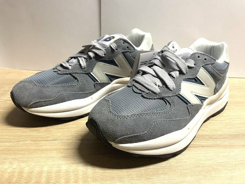 未使用 24.5cm D ニューバランス M5740HCF グレー new balance