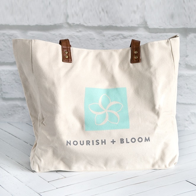 ★Nourish & Bloom キャンバス生地 トートバッグ 収納ポケット有り◆ヨガバッグエコバッグ生成り