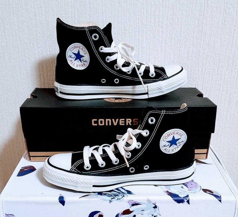 即決 未使用 CONVERSE ALL STAR 男女兼用 コンバース 24cm スニーカー 箱付き 専用ケース付き 検: 運動靴 ランニングシューズ