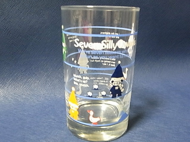 サンリオ　セブンシリードワーフ　グラス　1979年　当時物　小人　ガラス コップ　正規品　昭和レトロ　レア　送料￥350～ 他